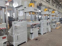 Hidrolik Pres Oluşturan Kompozit Rögar Kapağı